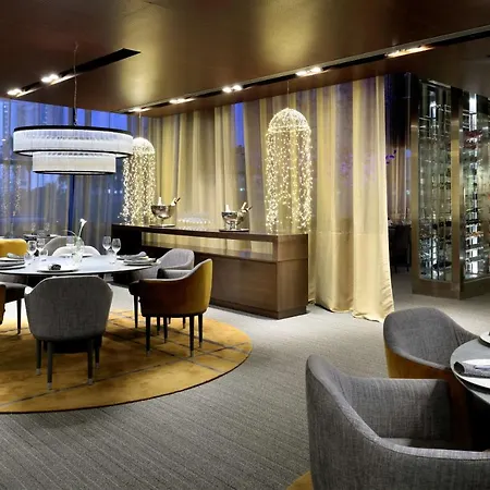 Hyatt Regency Barcelona Tower 호텔 5*