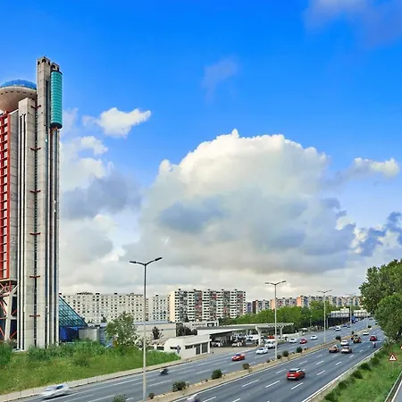 Hyatt Regency Barcelona Tower 5*