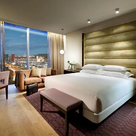 Szálloda Hyatt Regency Barcelona Tower L'Hospitalet de Llobregat