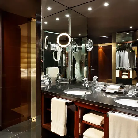 Hyatt Regency Barcelona Tower 5* 오스피탈레트 데 요브레가트