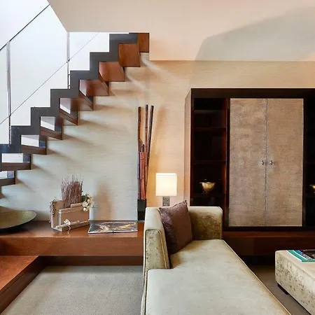 Szálloda Hyatt Regency Barcelona Tower 5*