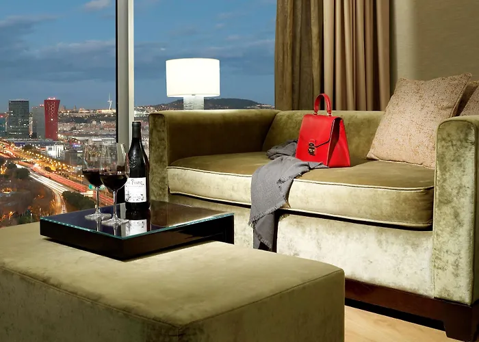 Hyatt Regency Barcelona Tower 5*