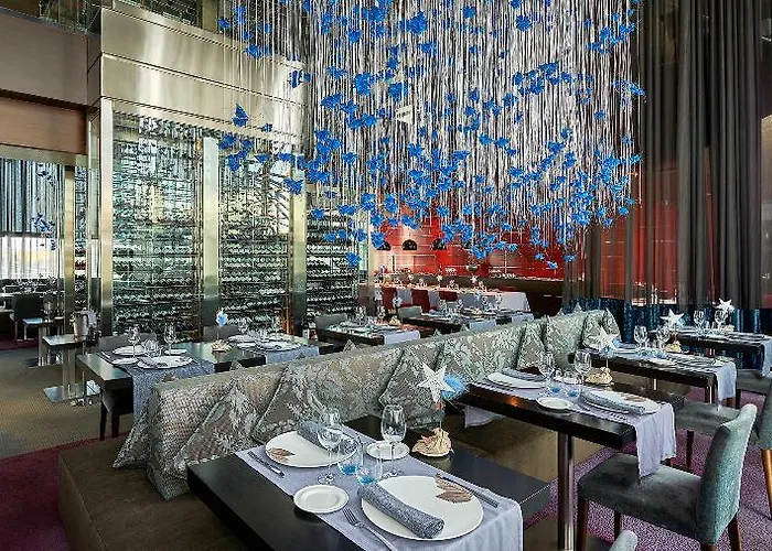 Hyatt Regency Barcelona Tower 5*